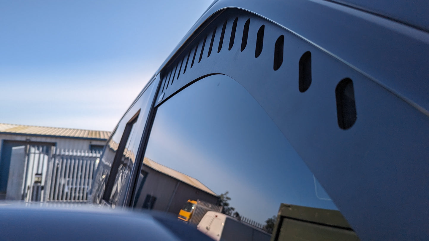 VW T5, 5.1. 6 AND 6,1 TRANSPORTER 2003 TO 2024 WINDOW BUG VENTS WITH STORAGE BAG