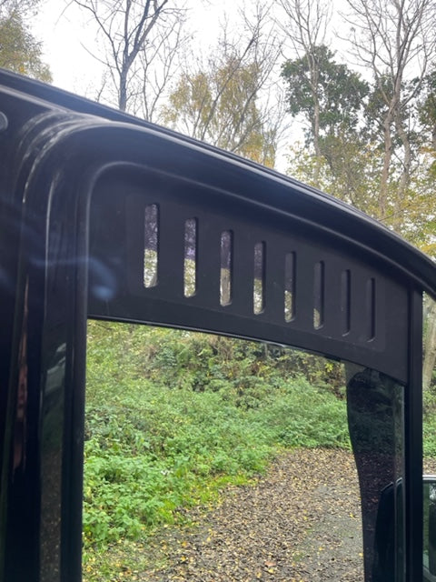 VW CRAFTER 2017 ON WINDOW BUG VENTS