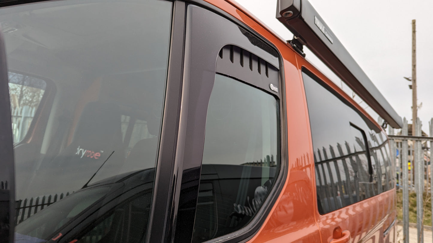 FORD CUSTOM 2012 - 2023 WINDOW BUG VENTS