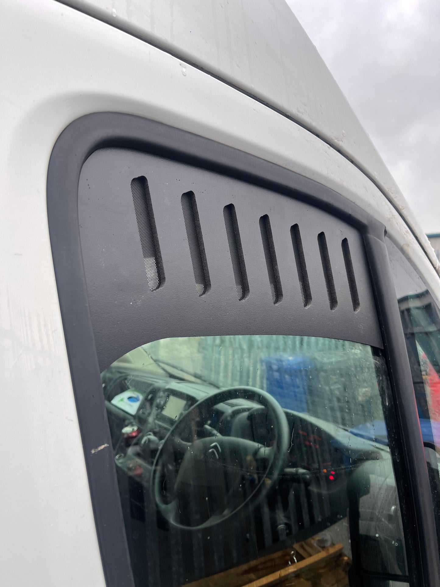 FIAT DUCATO 2006+ WINDOW BUG VENTS