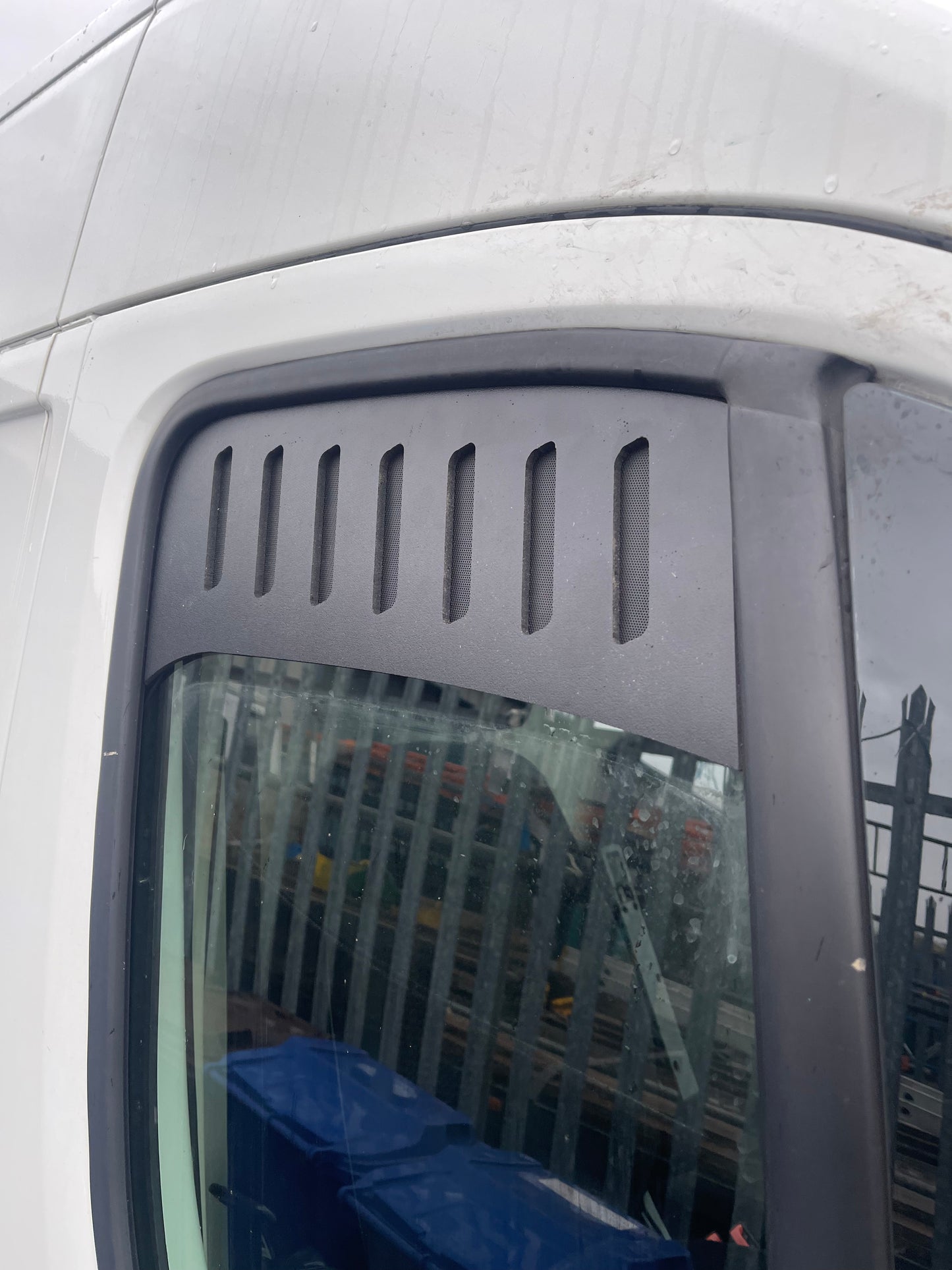 FIAT DUCATO 2006+ WINDOW BUG VENTS