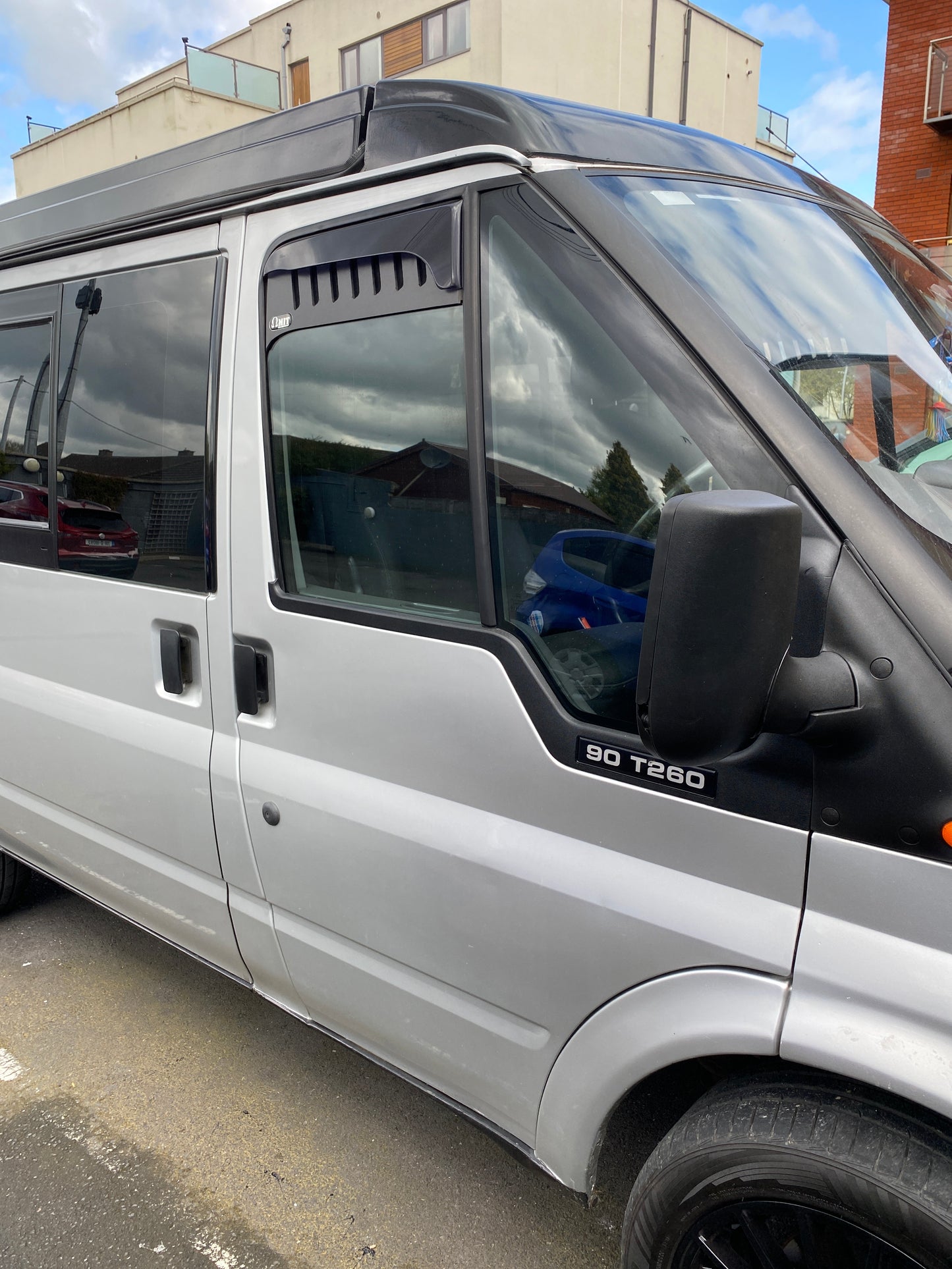FORD TRANSIT 2006 TO 2014 MK7 WINDOW BUG VENTS